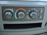 2007 Dodge Ram 1500 Big Horn Edition Quad Cab 4x4 Controls