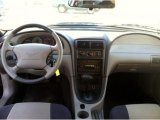 2003 Ford Mustang V6 Coupe Dashboard