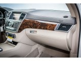 2013 Mercedes-Benz ML 550 4Matic Dashboard