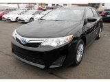 2012 Toyota Camry Hybrid LE Front 3/4 View