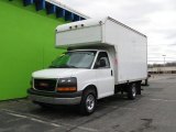 2005 Summit White GMC Savana Cutaway 3500 Commercial Moving Truck #74973790