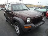 2004 Jeep Liberty Sport 4x4 Front 3/4 View