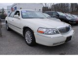 2004 Lincoln Town Car Ultimate Front 3/4 View