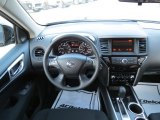 2013 Nissan Pathfinder S Dashboard
