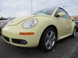 2006 Mellow Yellow Volkswagen New Beetle 2.5 Convertible #75226979