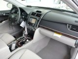 2013 Toyota Camry XLE Dashboard