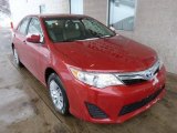 2013 Toyota Camry Hybrid LE Front 3/4 View