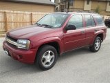 2007 Chevrolet TrailBlazer LT Front 3/4 View