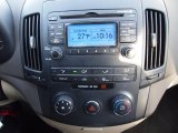 2011 Hyundai Elantra Touring SE Controls