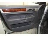2009 Volkswagen Touareg 2 V8 Door Panel