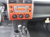 2013 Toyota FJ Cruiser 4WD Controls