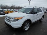 2013 Ford Explorer XLT 4WD Front 3/4 View