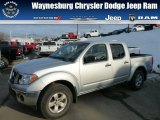 2009 Radiant Silver Nissan Frontier SE Crew Cab 4x4 #75562224