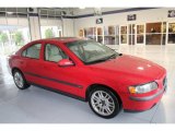 2002 Volvo S60 Red