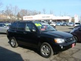 Black Toyota Highlander in 2006