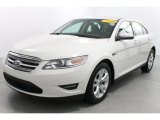 White Platinum Metallic Tri-Coat Ford Taurus in 2010