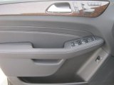 2013 Mercedes-Benz ML 350 BlueTEC 4Matic Door Panel