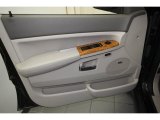 2009 Jeep Grand Cherokee Limited Door Panel