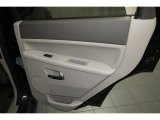 2009 Jeep Grand Cherokee Limited Door Panel
