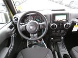 2013 Jeep Wrangler Unlimited Rubicon 4x4 Dashboard