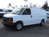 2009 Chevrolet Express 1500 Cargo Van Front 3/4 View