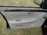 2009 Cadillac DTS  Door Panel