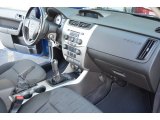 2008 Ford Focus SE Sedan Dashboard