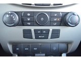 2008 Ford Focus SE Sedan Controls
