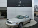 2004 Light French Silk Lincoln Town Car Ultimate #75726596