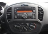 2013 Nissan Juke S Controls