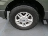 2004 Ford Expedition XLT Wheel