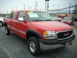 2002 GMC Sierra 2500HD SLE Extended Cab Front 3/4 View