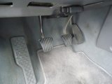 2002 Saab 9-3 SE Convertible Controls