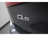 Audi Q5 2011 Badges and Logos