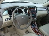 2005 Toyota Highlander Limited 4WD Dashboard