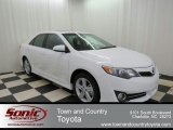 2013 Super White Toyota Camry SE #75881050