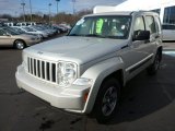 2008 Jeep Liberty Sport Front 3/4 View
