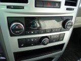 2010 Chrysler Town & Country Limited Controls