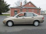 2005 Arizona Beige Metallic Ford Focus ZX4 S Sedan #75925073