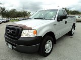 2006 Ford F150 XL Regular Cab Data, Info and Specs