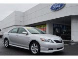 2009 Toyota Camry SE Front 3/4 View
