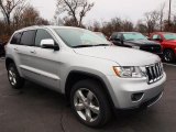 2013 Jeep Grand Cherokee Limited 4x4 Front 3/4 View