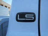 2004 Chevrolet Silverado 2500HD LS Crew Cab Marks and Logos