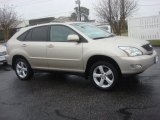 2006 Lexus RX 330 AWD Front 3/4 View