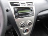 2008 Toyota Yaris Sedan Controls