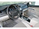 2013 Toyota Camry Hybrid XLE Light Gray Interior