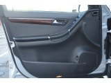 2006 Mercedes-Benz R 350 4Matic Door Panel