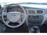 2004 Ford Taurus SES Sedan Dashboard