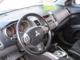 2009 Mitsubishi Outlander ES 4WD Dashboard