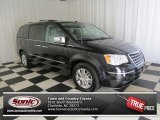 2008 Brilliant Black Crystal Pearlcoat Chrysler Town & Country Limited #76332985